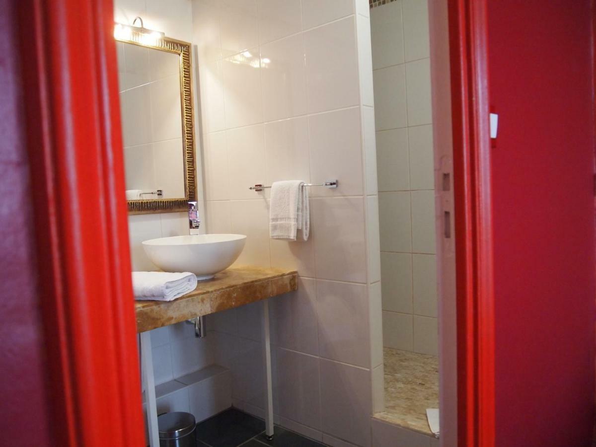 Hotel Colbert Тур Екстериор снимка